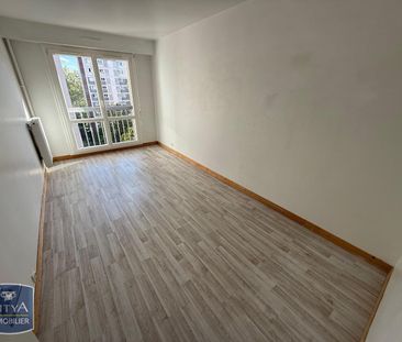 Location Appartement 3 pièces 75m² PARIS 11ème - Photo 3