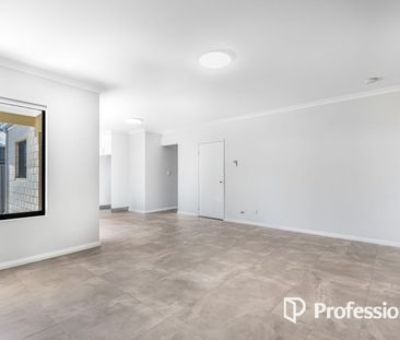 Modern 3 x 2 Home in Nollamara! - Photo 3