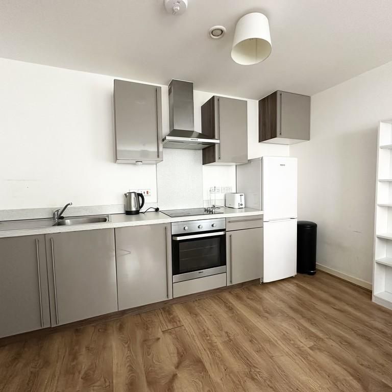 2 bedroom apartment to rent - Photo 1