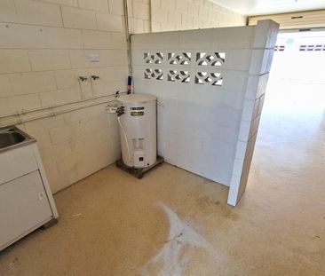 1/30 Fraser Avenue, Cranbrook, Qld 4814 - Photo 6