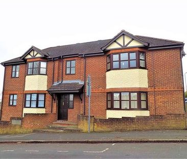 Churchdale, Aldershot, GU12 - Photo 1