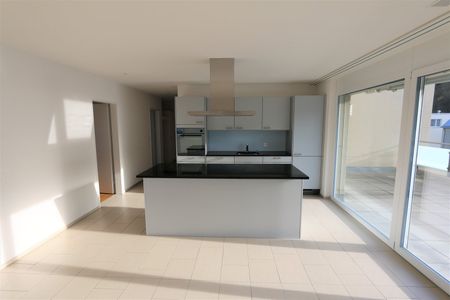 4.5 Zimmer, 110 m², 2. Stock - Photo 2