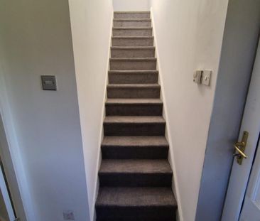 3 bedroom detached house to rent - Photo 2