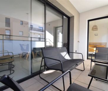Location appartement 3 pièces - 61m² à Hyeres (83400) - Photo 2