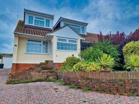 4 bedroom detached house to rent - Photo 5