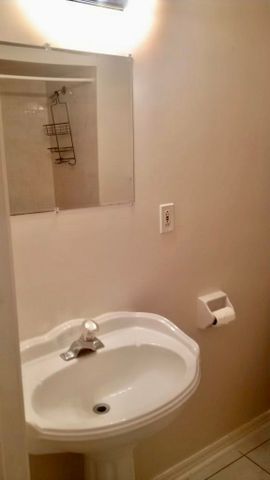 For Lease - 8 Goldene Way Unit# Bsmt, Toronto, Ontario - Photo 2