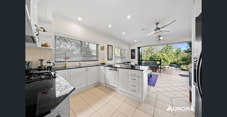 Elegant Residence with Elevated Outlook and Exceptional Outdoor Living - Photo 5