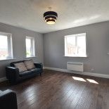 2 bed Flat for Rent - Photo 1