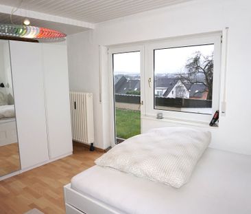 Super Uni-Lage! Apartment mit Pantryküche, Terrasse und Weitblick - Photo 4