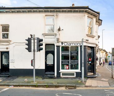 3 bedroom maisonette to rent - Photo 1