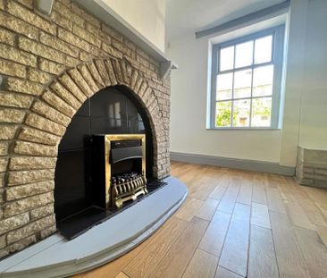 2 Bedroom Terraced To Let - Photo 1