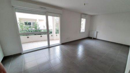 location Appartement T3 DE 65.12m² À PLESSIS TREVISE - Photo 3