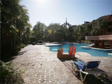 Piso de alquiler en Urbanización Villa Parra, 115b, Las Lomas de Río Verde - Photo 4