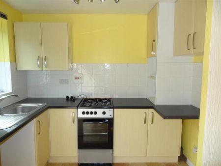 1 bedroom terraced house to rent - Photo 3