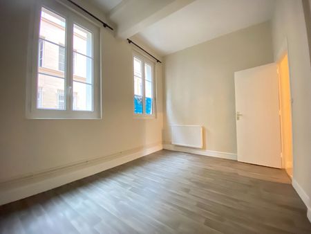 Location Appartement 2 pièces 48m² ROUEN 76000 - Photo 2