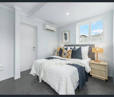 Annerley Studio, Partially Furnished - Photo 1