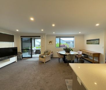 Fully Furnished Sanctuary in Havelock North! - Photo 4