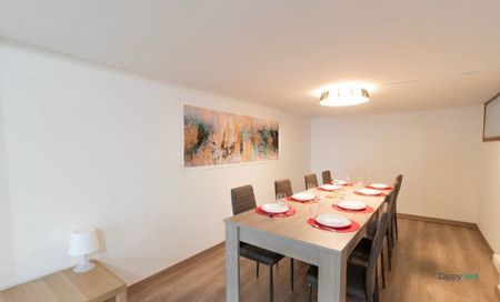 Stanza singola in Via Giuseppe Candiani, Milano - Photo 2