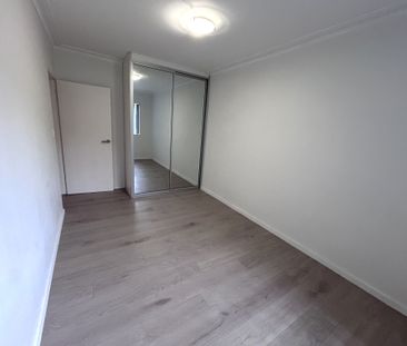 Spacious 2 Bedroom apartment - Photo 6