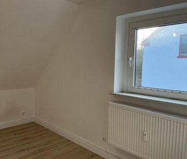 Dachgeschosswohnung mit 3 Zimmern in Heiligenhaus - Photo 6