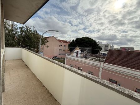 Apartamento T5 em Lisboa - Photo 3