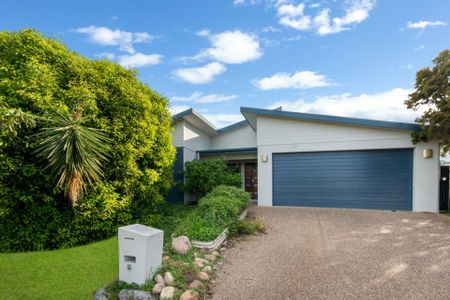 2 Pincer Court, Bushland Beach - Photo 4