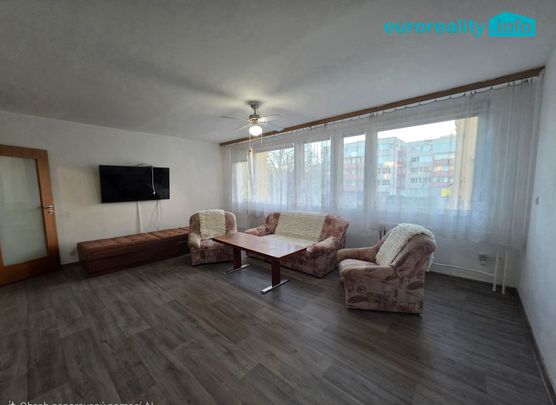 Pronájem bytu 2+1 55 m² - Photo 1