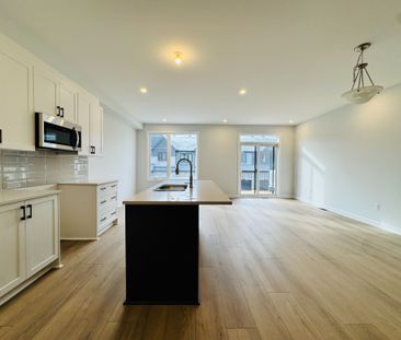 For Lease - 312 Clearpath Private, Kanata, Ontario - Photo 6