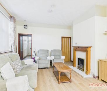 2 bedroom end of terrace house to rent - Photo 1