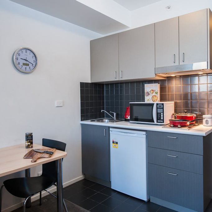 Melbourne | Student Living on Lonsdale | Studio Apartment - Photo 2