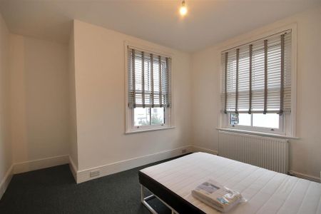 9 bedroom house share to rent - Photo 3