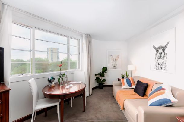 Studio Apartment - Photo 1