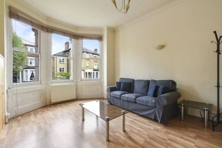 1 bedroom flat to rent - Photo 3