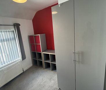 28 Silverstream Parade, Belfast, BT14 8GR - Photo 5
