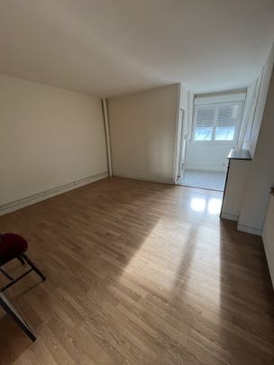 A louer : Appartement T2 - 57m² - Saint-Quentin (02100) - Photo 1