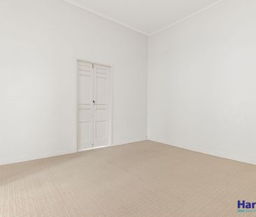 2/55 Mitchell Street, North Ward - Photo 2