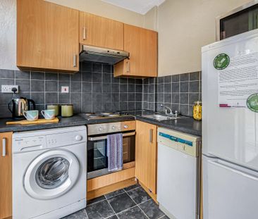 229 HYDE PARK ROAD Leeds - LS6 1AH - Photo 5