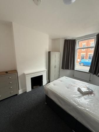 Lea Road, Abington, Northampton, NN1 - Photo 2