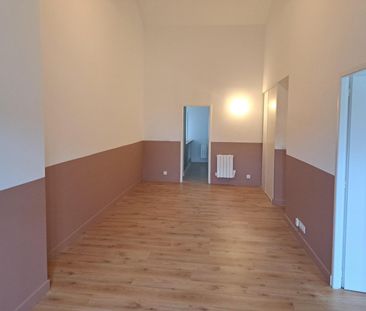 Location Appartement 2 pièces 63m² BORDEAUX 33000 - Photo 4
