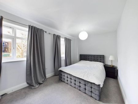 3 bedroom townhouse to rent - Photo 4