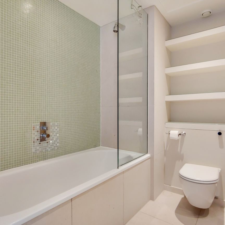 New Providence Wharf, 1 Fairmont Avenue, London, E14 9PX - Photo 1