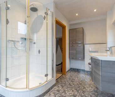 Großzügige ca. 110m² große Maisonettewohnung mit Balkon in Südausri... - Photo 3