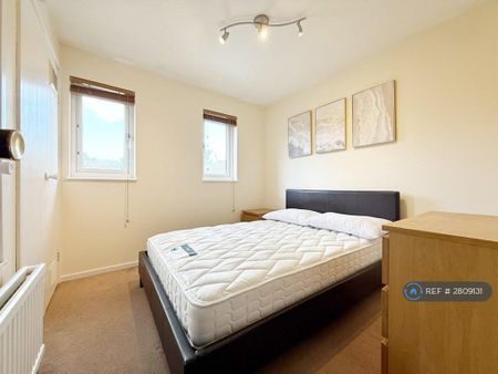 2 bedroom terraced house to rent - Photo 5
