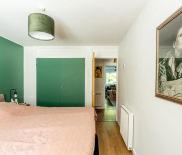 An immaculate two bed in the every leafy Sneyd Park, finished to a ... - Photo 6