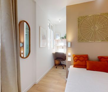 NOGUES Roommate 3 Bedrooms at Toulon - Photo 2