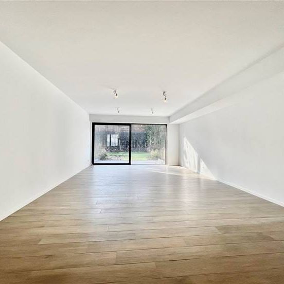 Appartement te huur - Photo 1