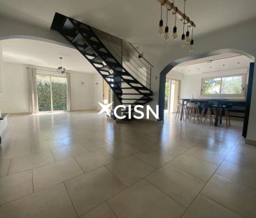 MAISON LUMINEUSE ET CONFORTABLE 140 M2 - Photo 4