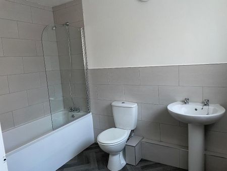 3 Bedroom Detached House To Rent - Photo 5