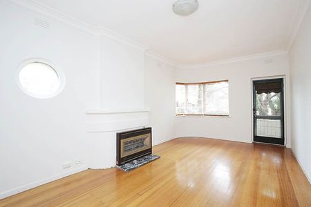 1/58A Westbury Street, St Kilda East VIC 3183 - Photo 4