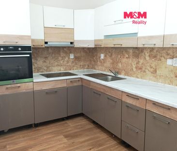 Pronájem bytu 3+1 72 m² - Photo 1